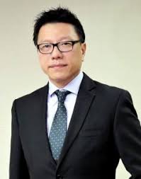 สุรเดช ทวีแสงสกุลไทย