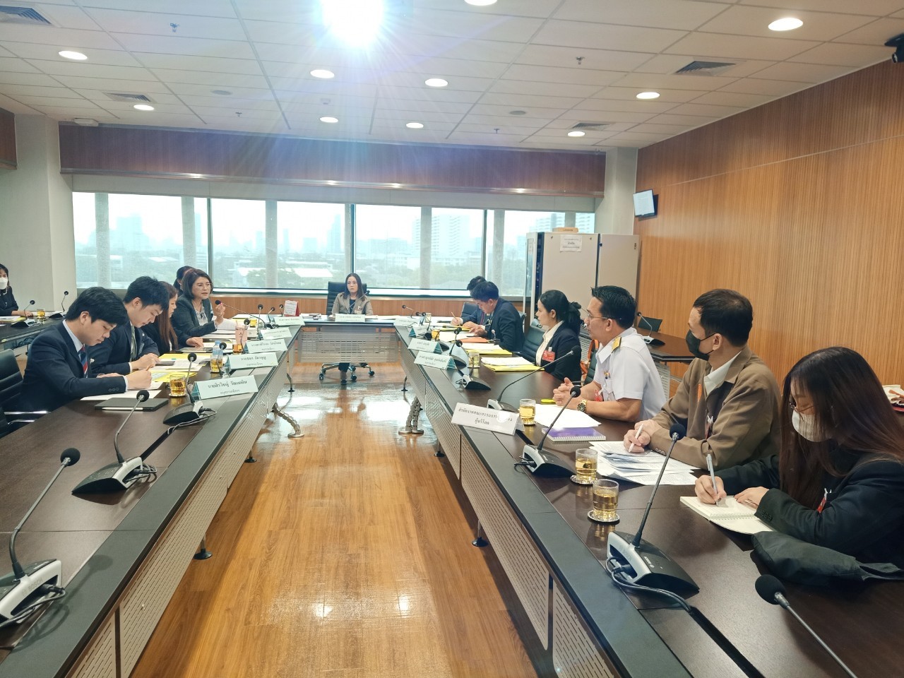 ภาพการประชุมคณะอนุกรรมาธิการศึกษากลั่่นกรองเรื่องร้องเรียนและสภาพปํญหาการคุ้มครองผู้บริโภค ครัั้งที่ 04 วันพฤหัสบดีที่ 11 มกราคม 2567 เวลา 09.30 นาฬิกา