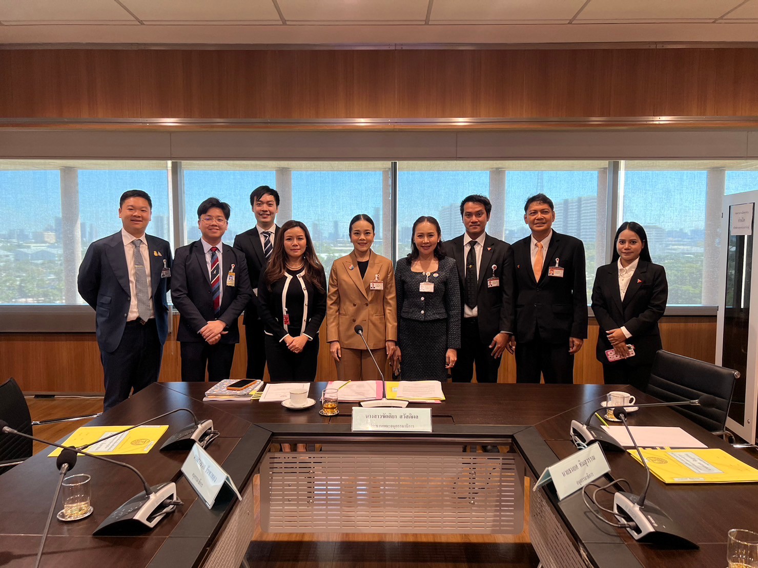 ภาพการประชุมคณะอนุกรรมาธิการศึกษากลั่่นกรองเรื่องร้องเรียนและสภาพปํญหาการคุ้มครองผู้บริโภค ครัั้งที่ 02 วันพฤหัสบดีที่ 21 ธันวาคม 2566 เวลา 09.30 นาฬิกา