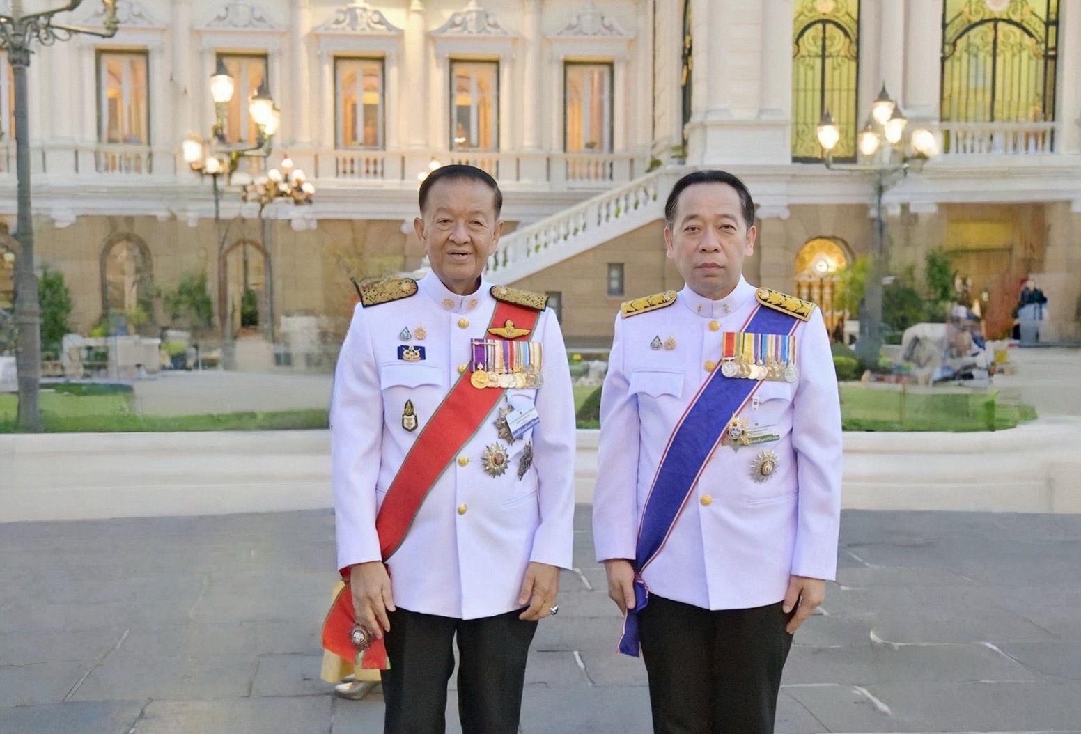 พระบาทสมเด็จพระเจ้าอยู่หัว และสมเด็จพระนางเจ้าฯ พระบรมราชินี เสด็จฯ ไปในการพระราชกุศลทักษิณานุปทานและพระราชพิธีฉัตรมงคล ในการนี้ ประธานรัฐสภา เฝ้าฯ รับเสด็จฯ