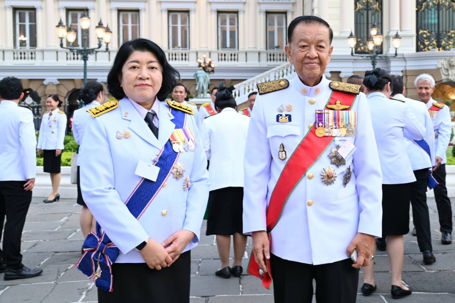 พระบาทสมเด็จพระเจ้าอยู่หัว และสมเด็จพระนางเจ้าฯ พระบรมราชินี เสด็จพระราชดำเนินไปในการพระราชพิธีฉัตรมงคล พุทธศักราช 2568 วันที่ 2 เป็นวันเริ่มพระราชพิธีฉัตรมงคล ในการนี้ ประธานรัฐสภา เข้าเฝ้าฯ รับเสด็จฯ