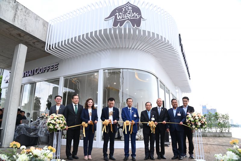 ประธานรัฐสภา เป็นประธานในพิธีเปิดร้าน กาแฟพันธุ์ไทย สาขารัฐสภา